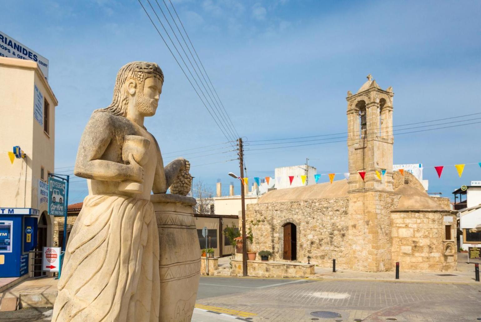 Villa Iliana Polis